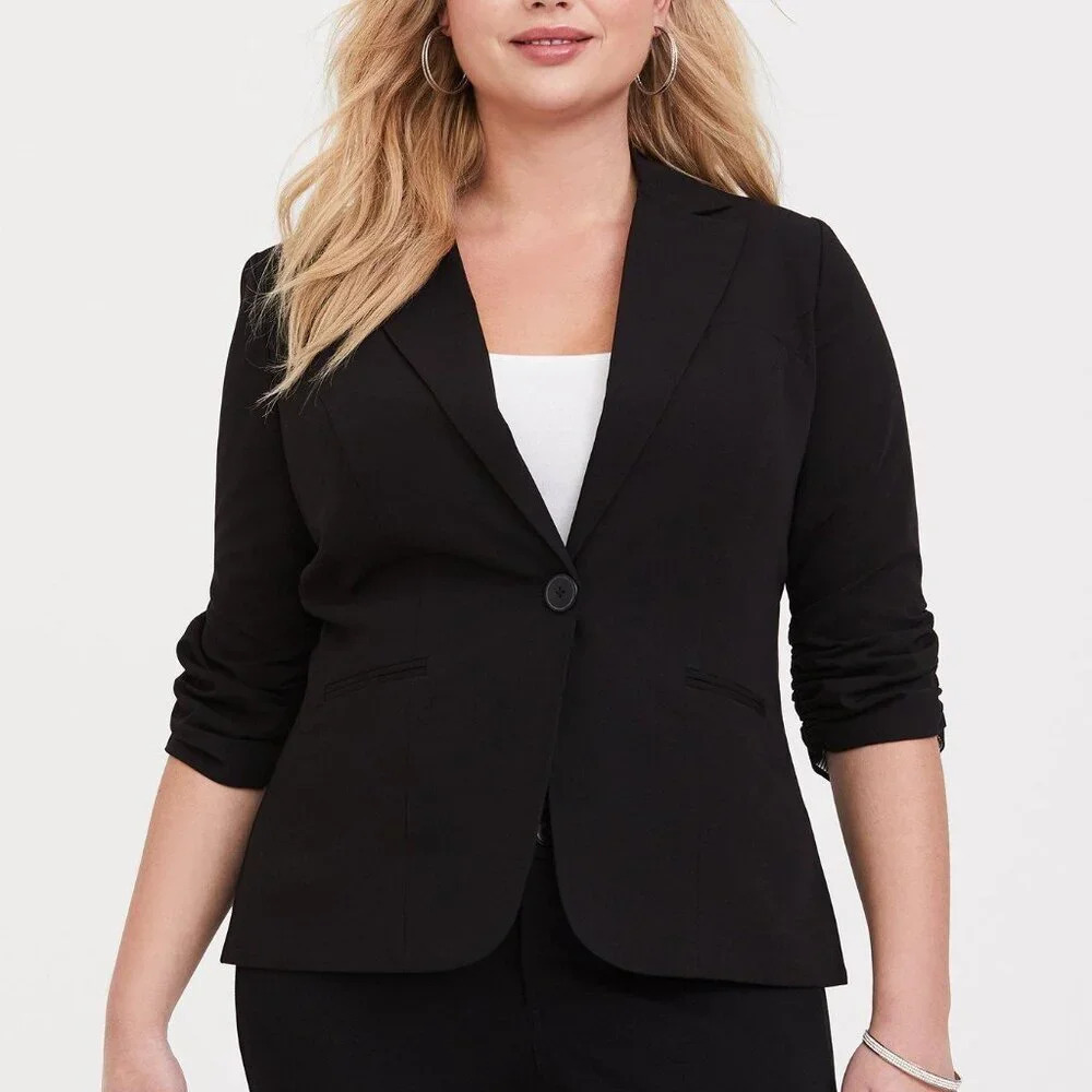 Torrid Classic Black City Twill Classic Fit Blazer in Size 4 / 26
